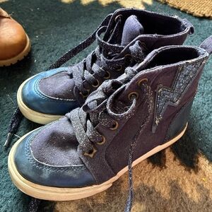 Lace-up navy blue hightops, little kid size 10.